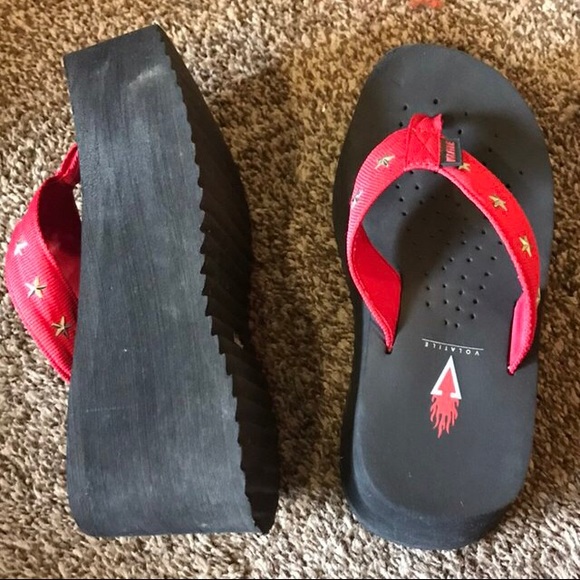 volatile platform flip flops
